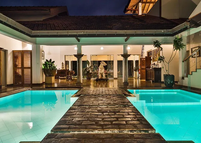 Villa Hundira