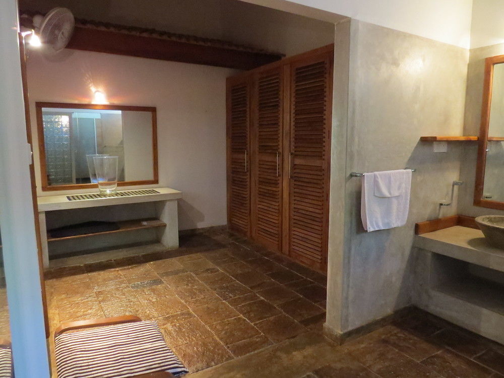 Hundira Negombo